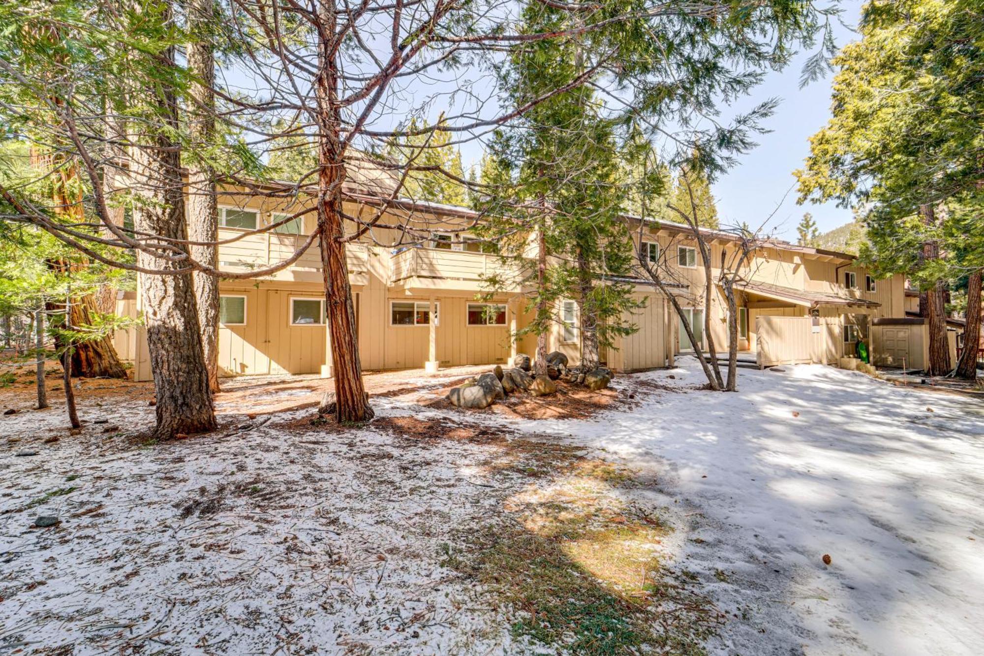 Tahoe Condo About 1 Mi To Diamond Peak Ski Resort! Инклайн-Виллидж Экстерьер фото